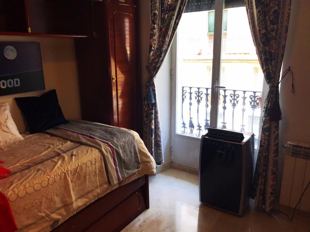 Bookingham ★Apartaments & Suites Мадрид Экстерьер фото