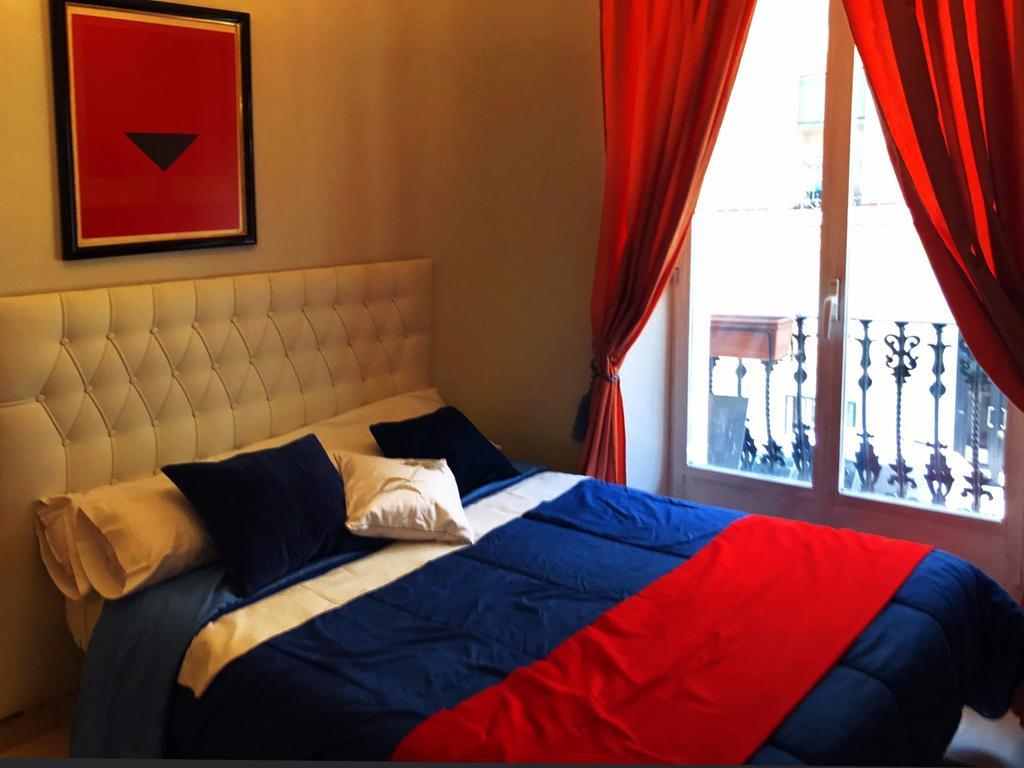 Bookingham ★Apartaments & Suites Мадрид Экстерьер фото